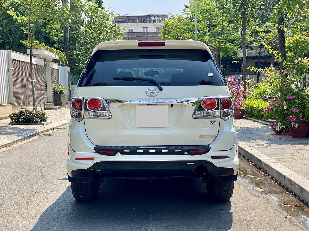 Toyota Fortuner Sportivo 4x2AT 2016 (đã bán)