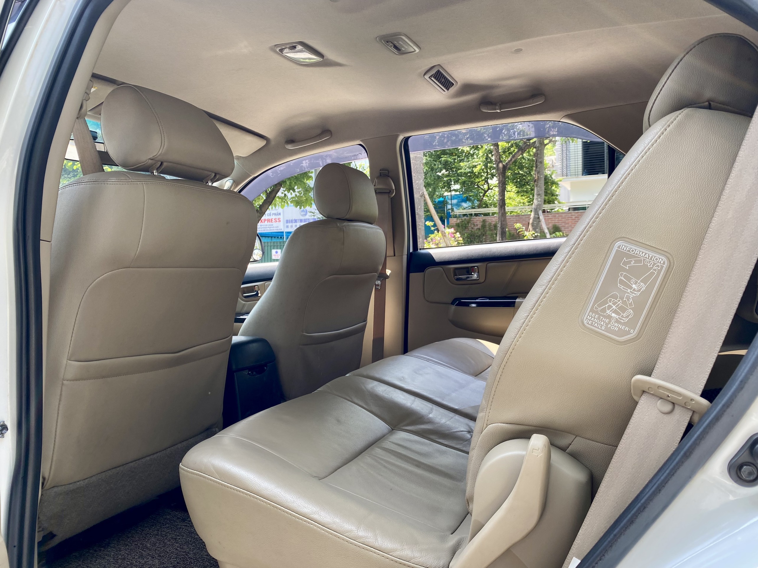 Toyota Fortuner Sportivo 4x2AT 2016 (đã bán)