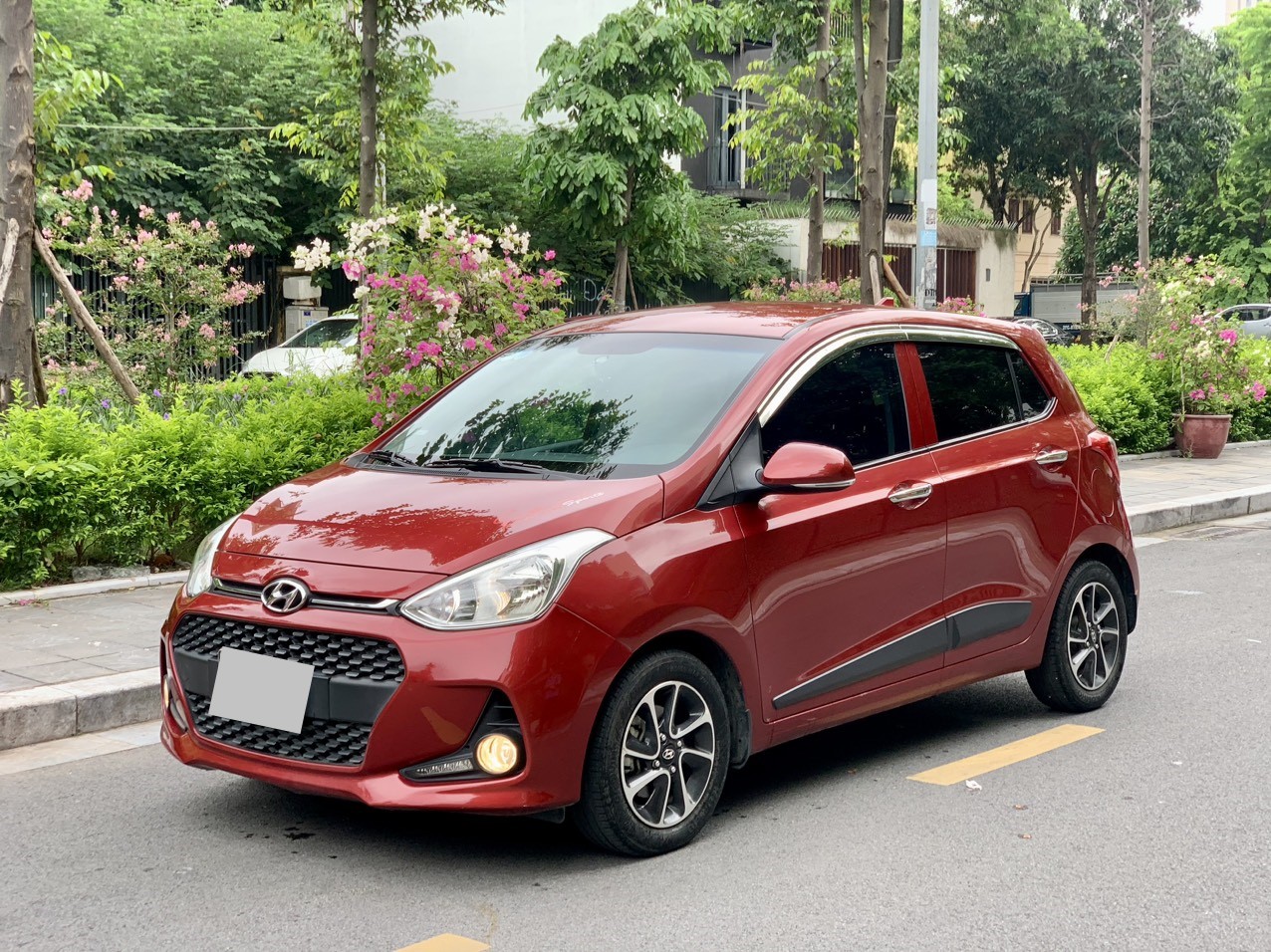 Hyundai I10 1.2AT 2021 màu đỏ (Đã bán)