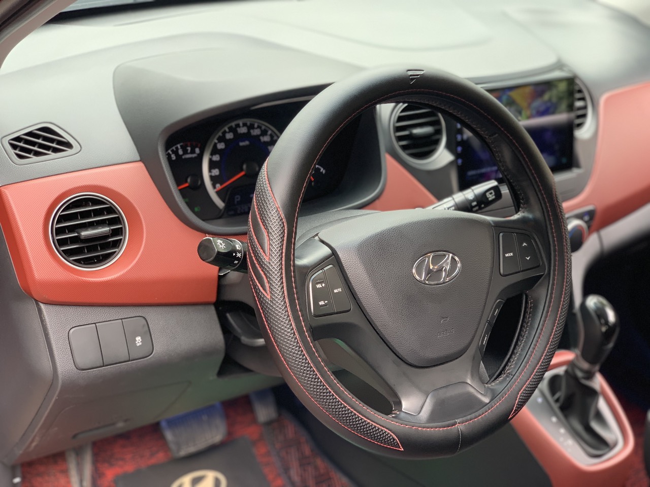 Hyundai I10 1.2AT 2021 màu đỏ (Đã bán)
