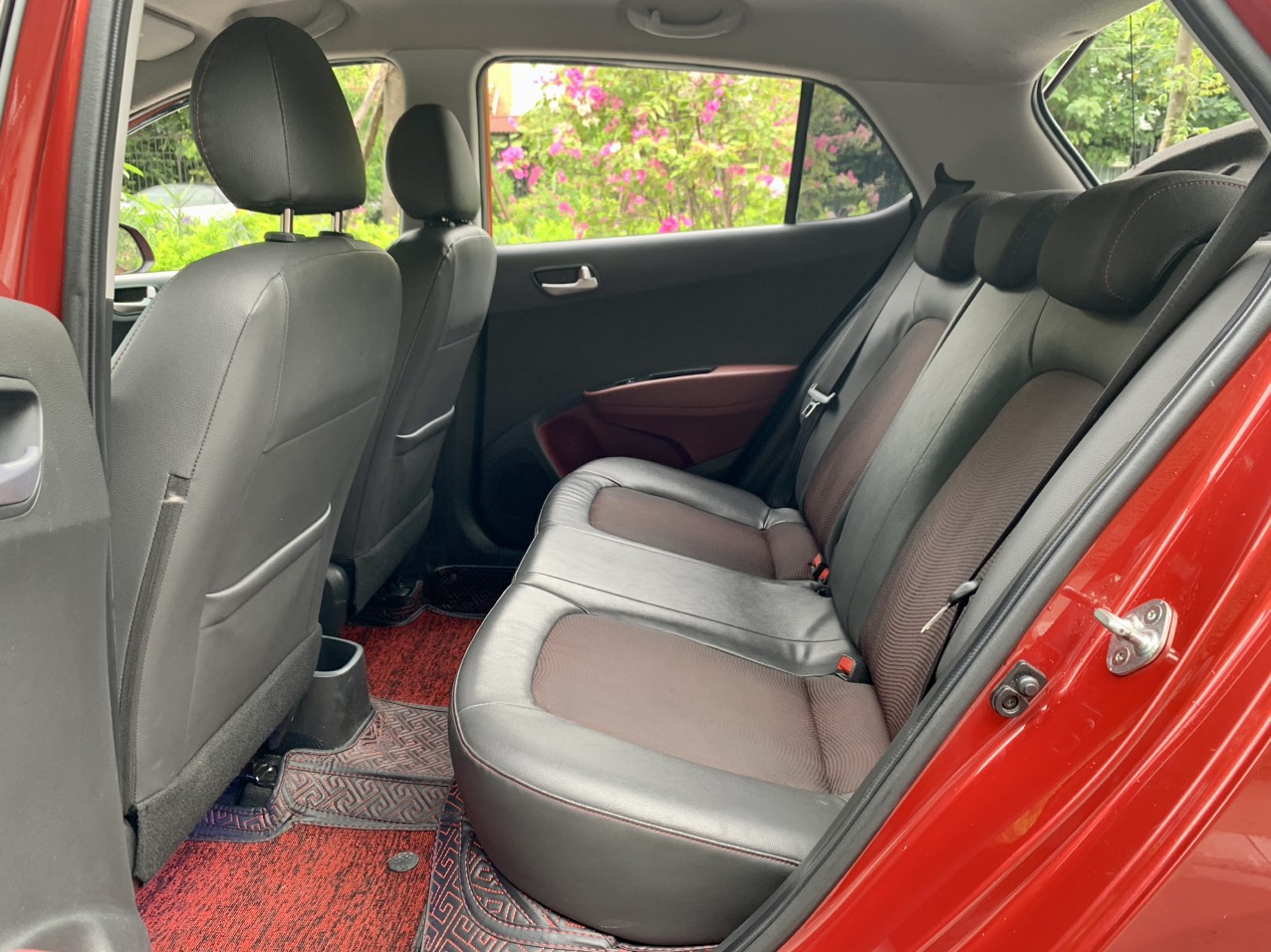 Hyundai I10 1.2AT 2021 màu đỏ (Đã bán)