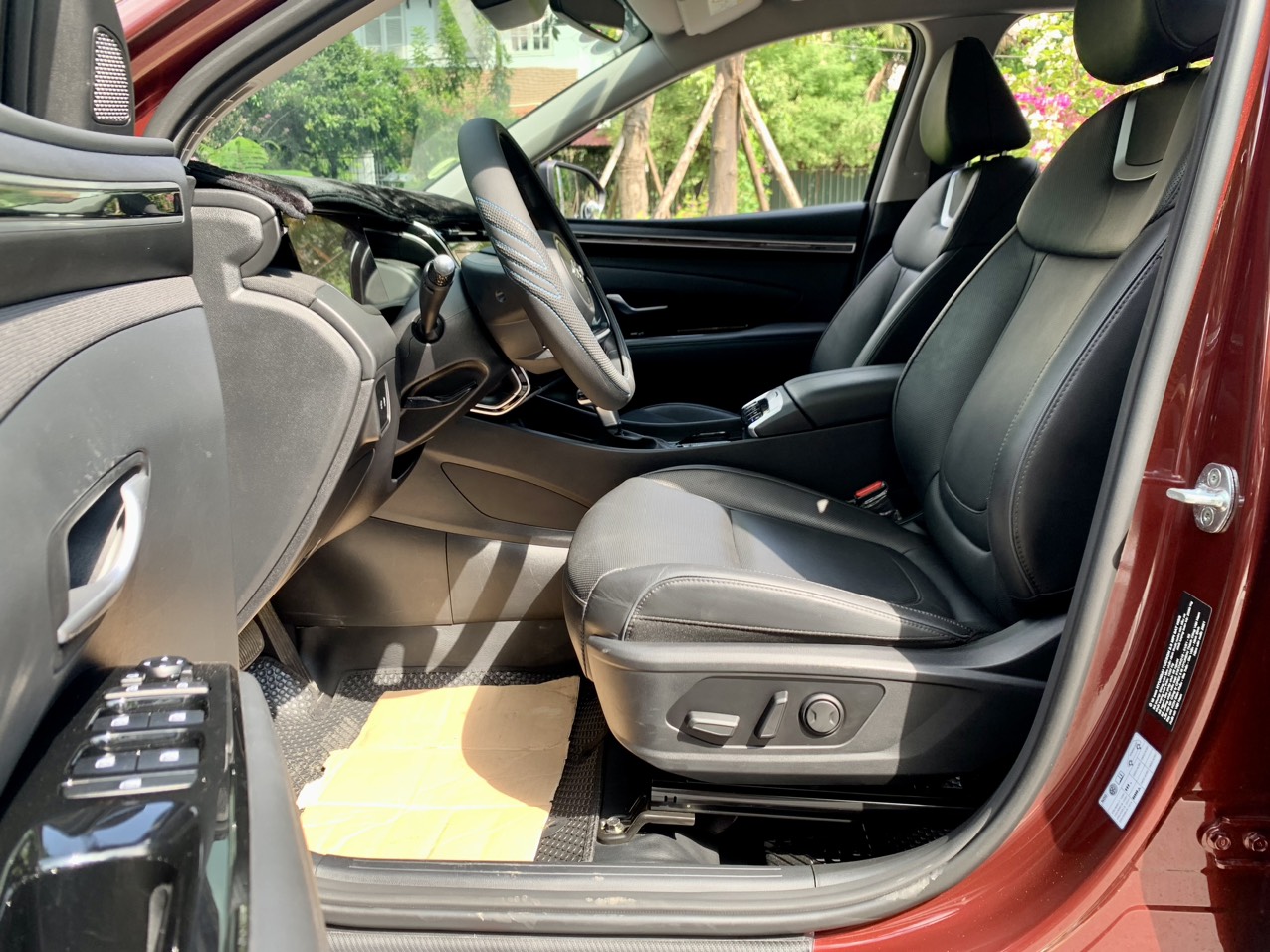 Hyundai Tucson 2.0ATH 2021 màu đỏ (Đã bán)