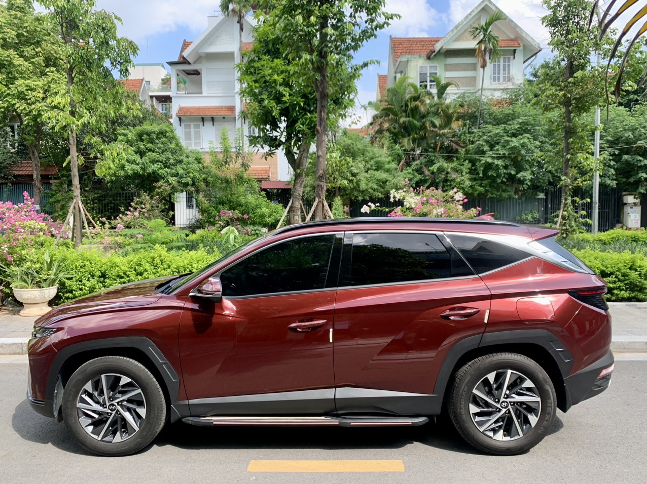 Hyundai Tucson 2.0ATH 2021 màu đỏ (Đã bán)
