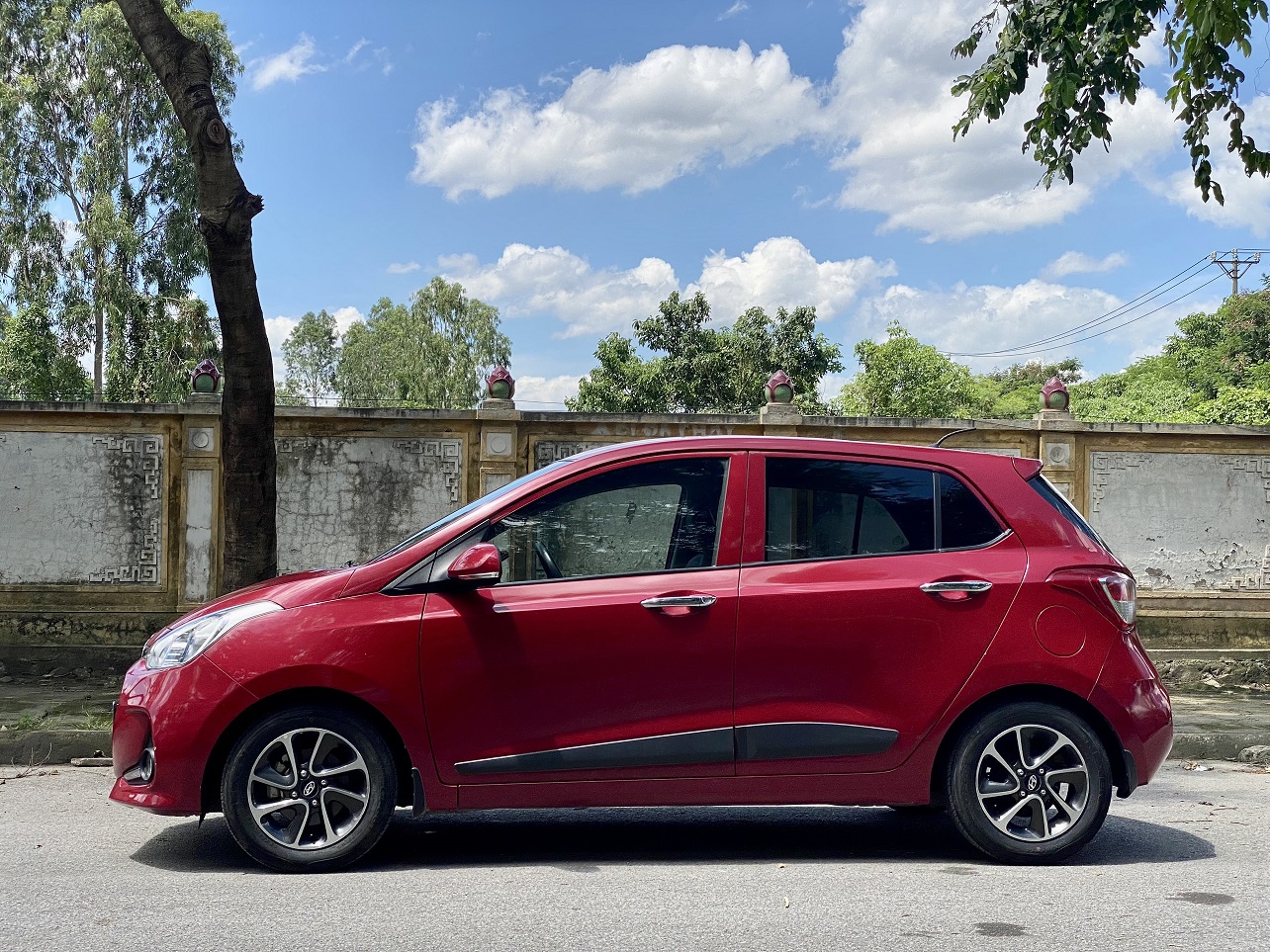 Hyundai I10 1.2AT 2017 màu đỏ (đã bán)