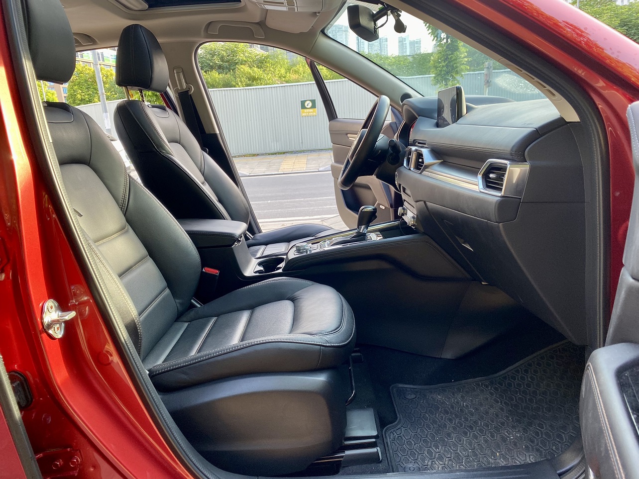 Mazda CX5 2.0 Luxury 2022 màu đỏ (Đã bán)