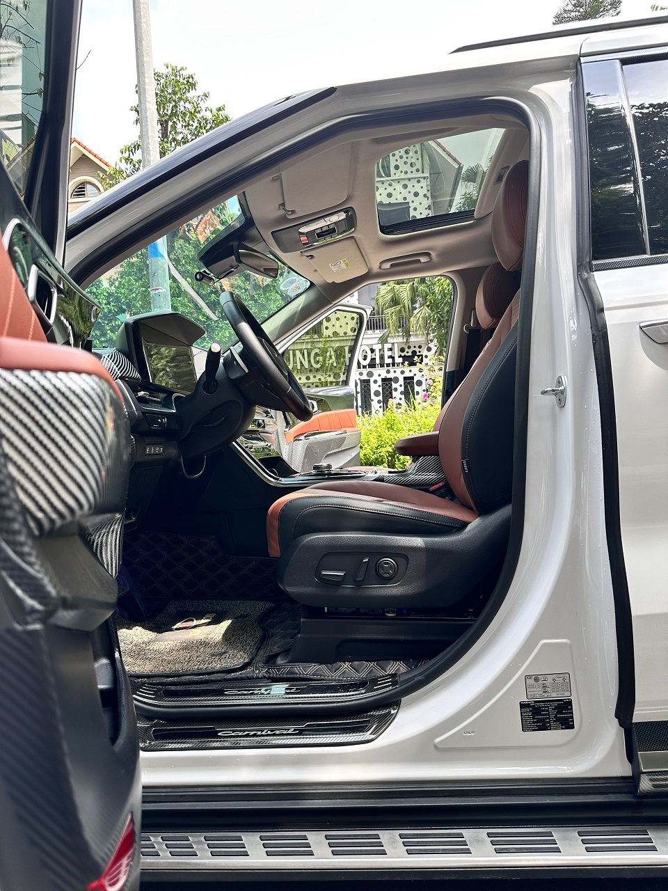 Kia Carnival 2.2D signature sản xuất 2022 màu trắng (Đã bán)