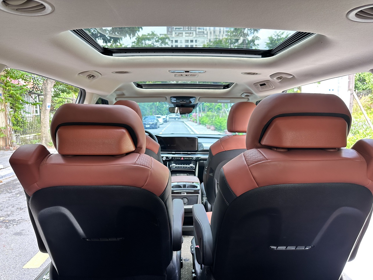 Kia Carnival 2.2D signature sản xuất 2022 màu trắng (Đã bán)