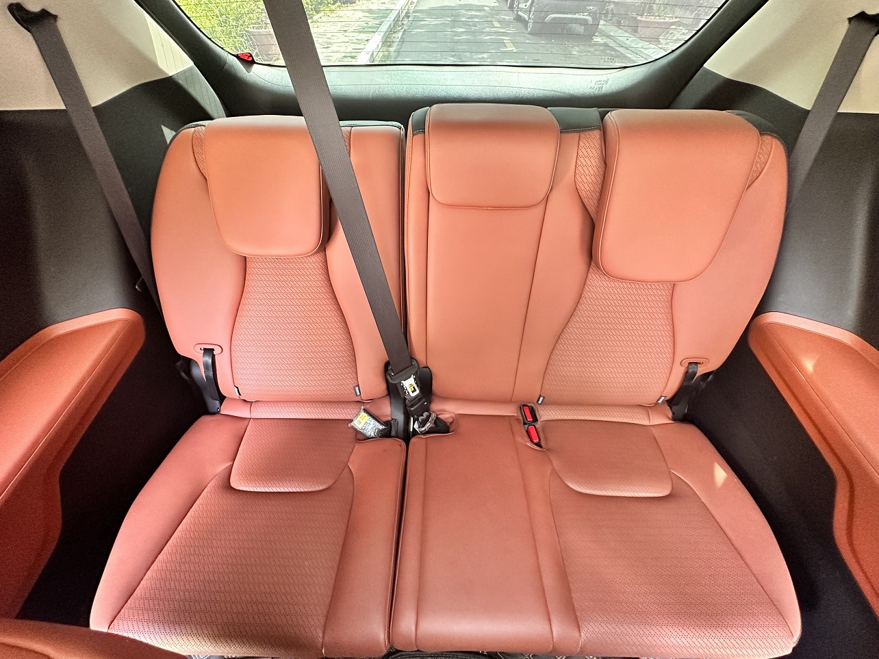 Kia Carnival 2.2D signature sản xuất 2022 màu trắng (Đã bán)