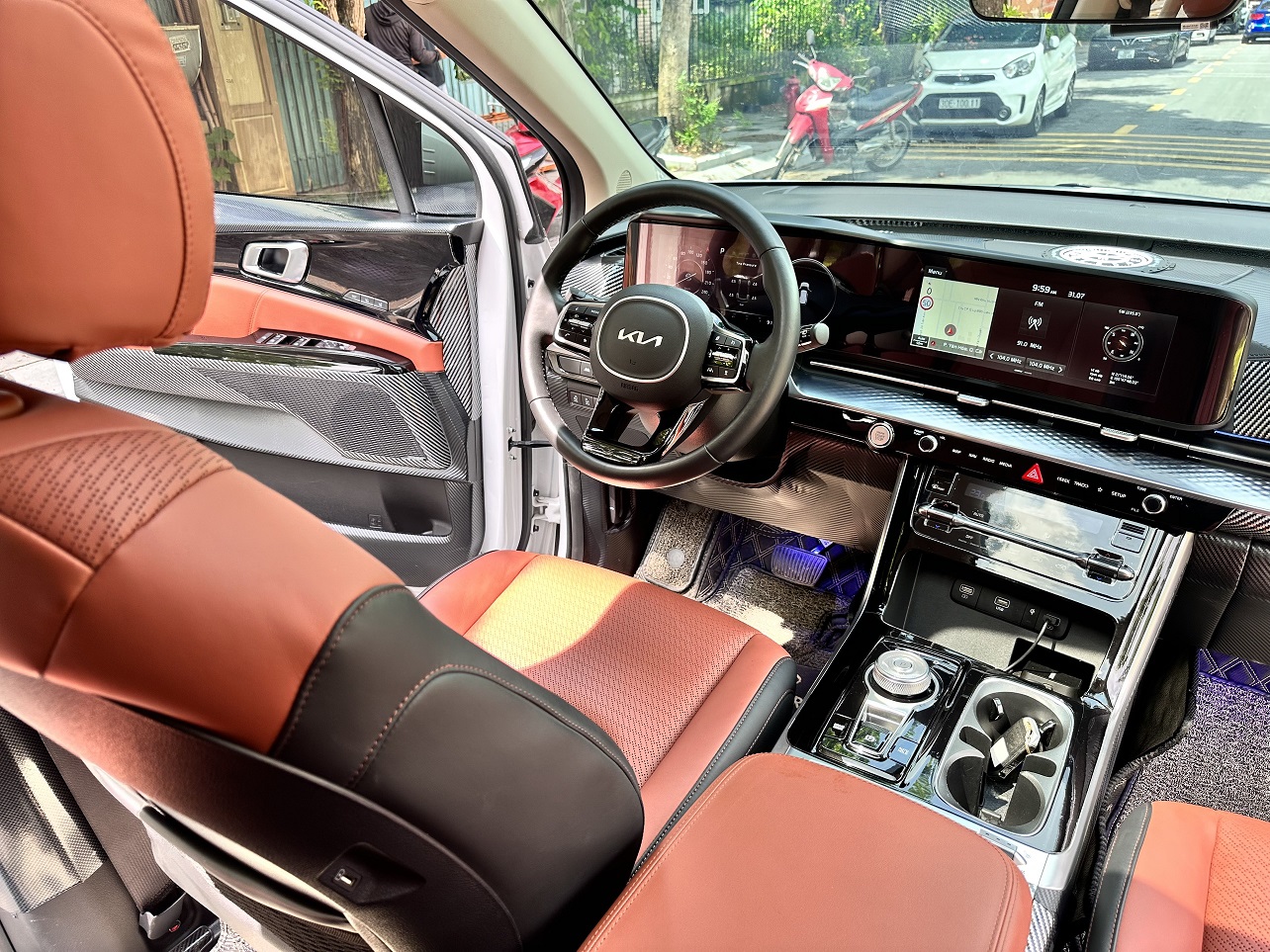 Kia Carnival 2.2D signature sản xuất 2022 màu trắng (Đã bán)