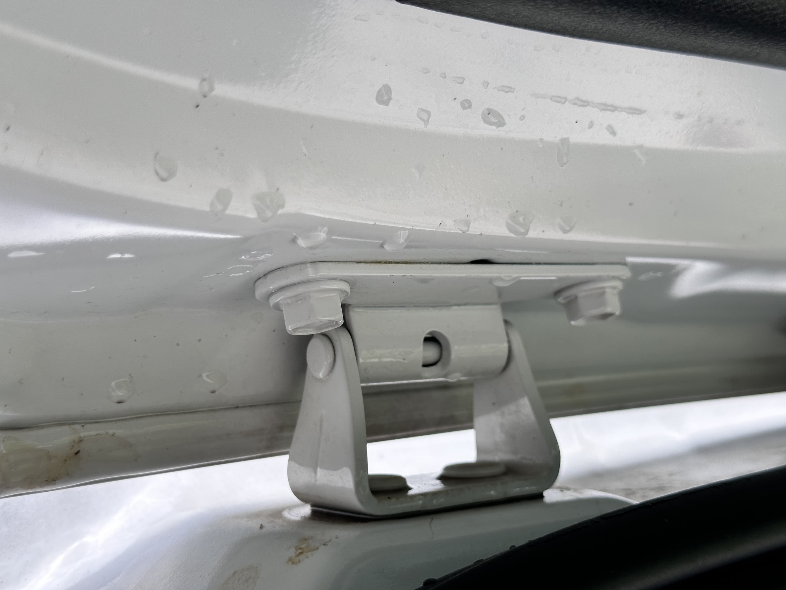 Kia Carnival 2.2D signature sản xuất 2022 màu trắng (Đã bán)