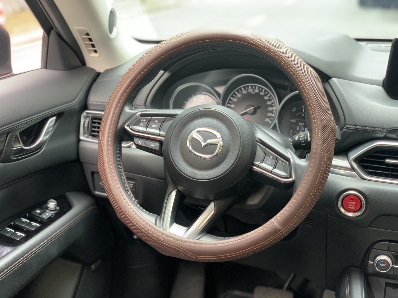 Mazda CX5 2.0 Luxury 2022 màu đỏ pha lê (đã bán)
