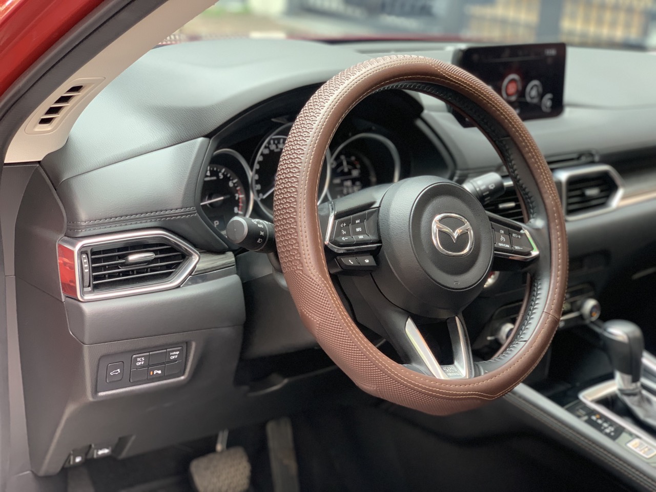 Mazda CX5 2.0 Luxury 2022 màu đỏ pha lê (đã bán)