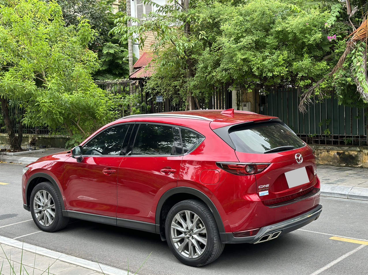 Mazda CX-5 2.0 Premium 2021 màu đỏ (Đã bán)