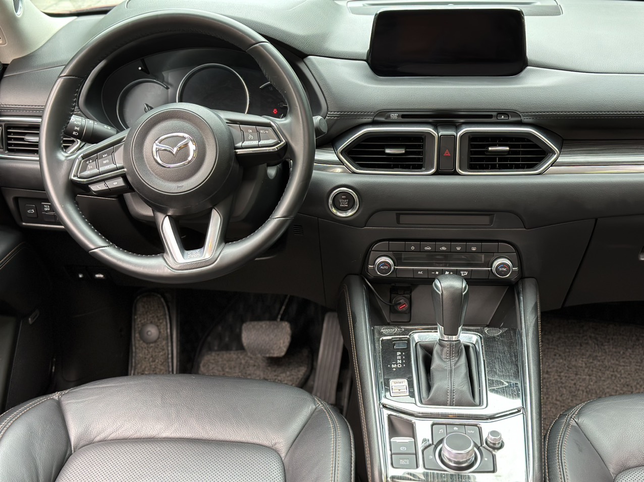Mazda CX-5 2.0 Premium 2021 màu đỏ (Đã bán)