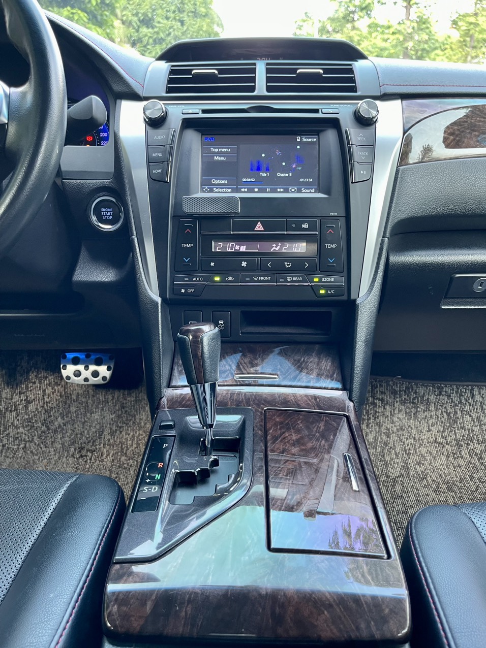 Toyota Camry 2.5Q 2016 màu đen (Đã bán)