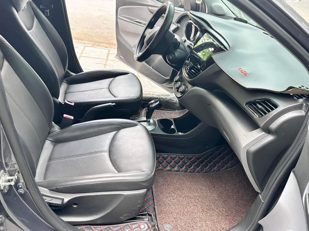 Vinfast Fadil 2020 bản base màu xám (đã bán)