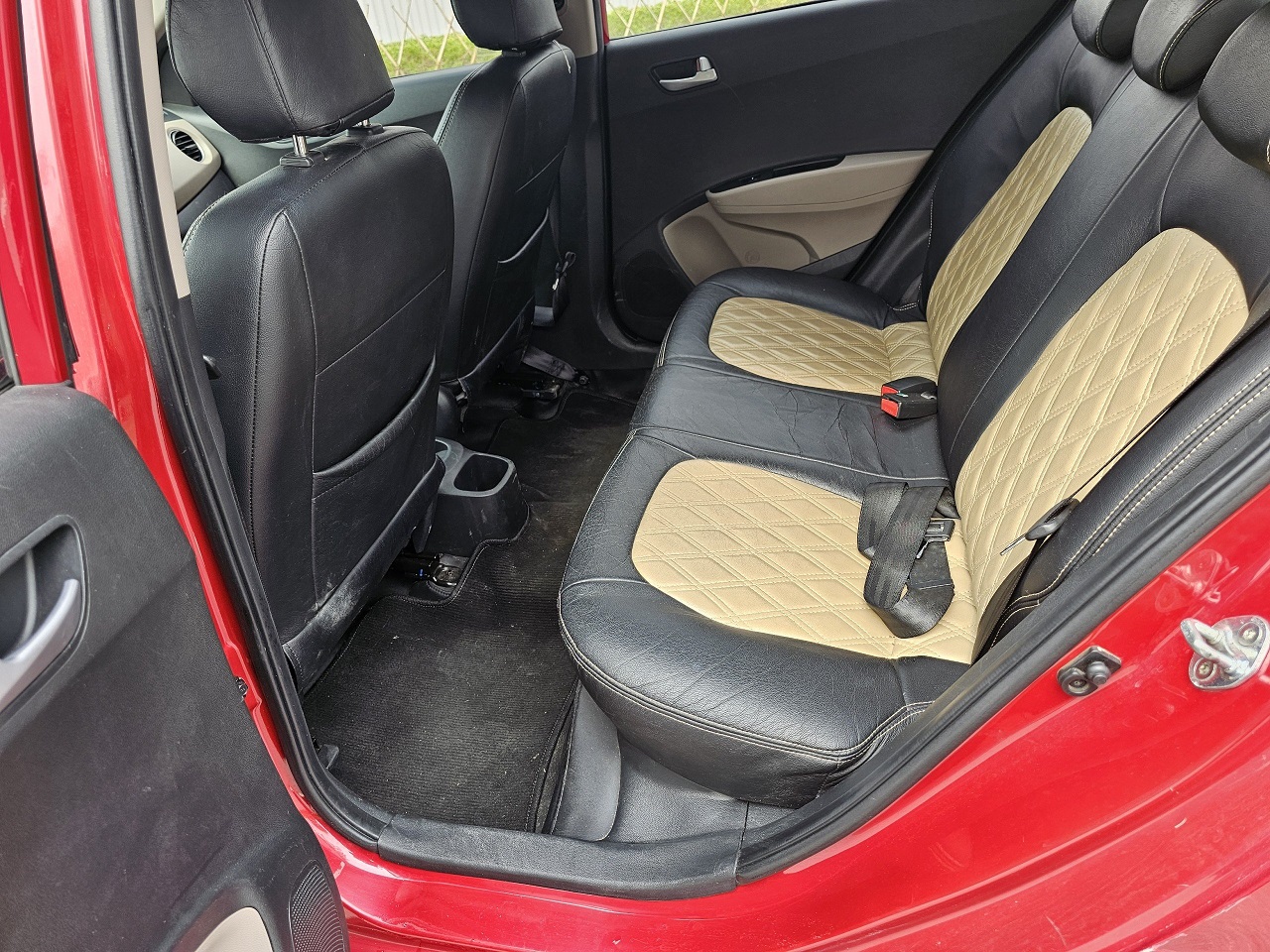 Hyundai I10 1.0AT 2016 màu đỏ (Đã bán)