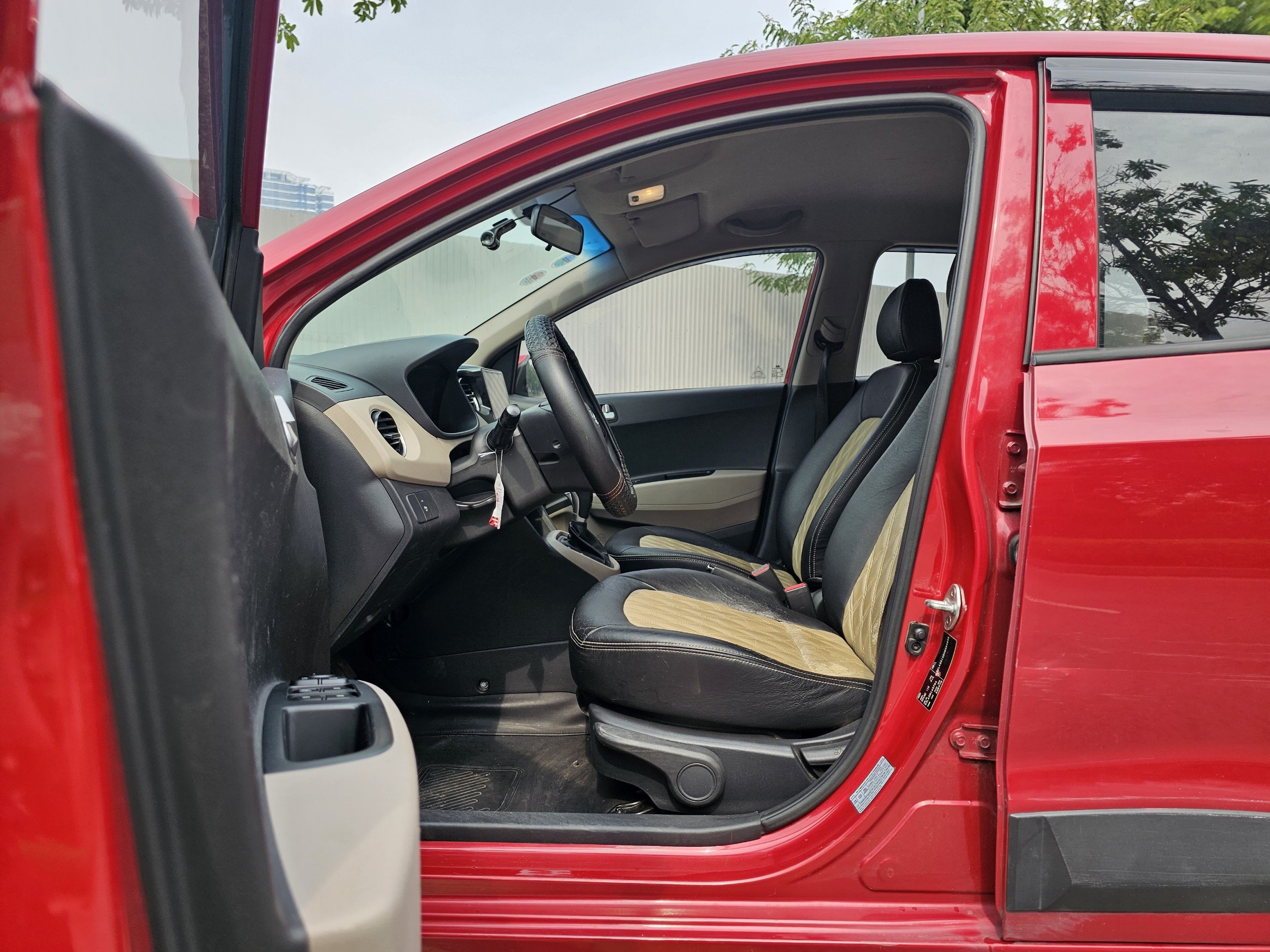 Hyundai I10 1.0AT 2016 màu đỏ (Đã bán)