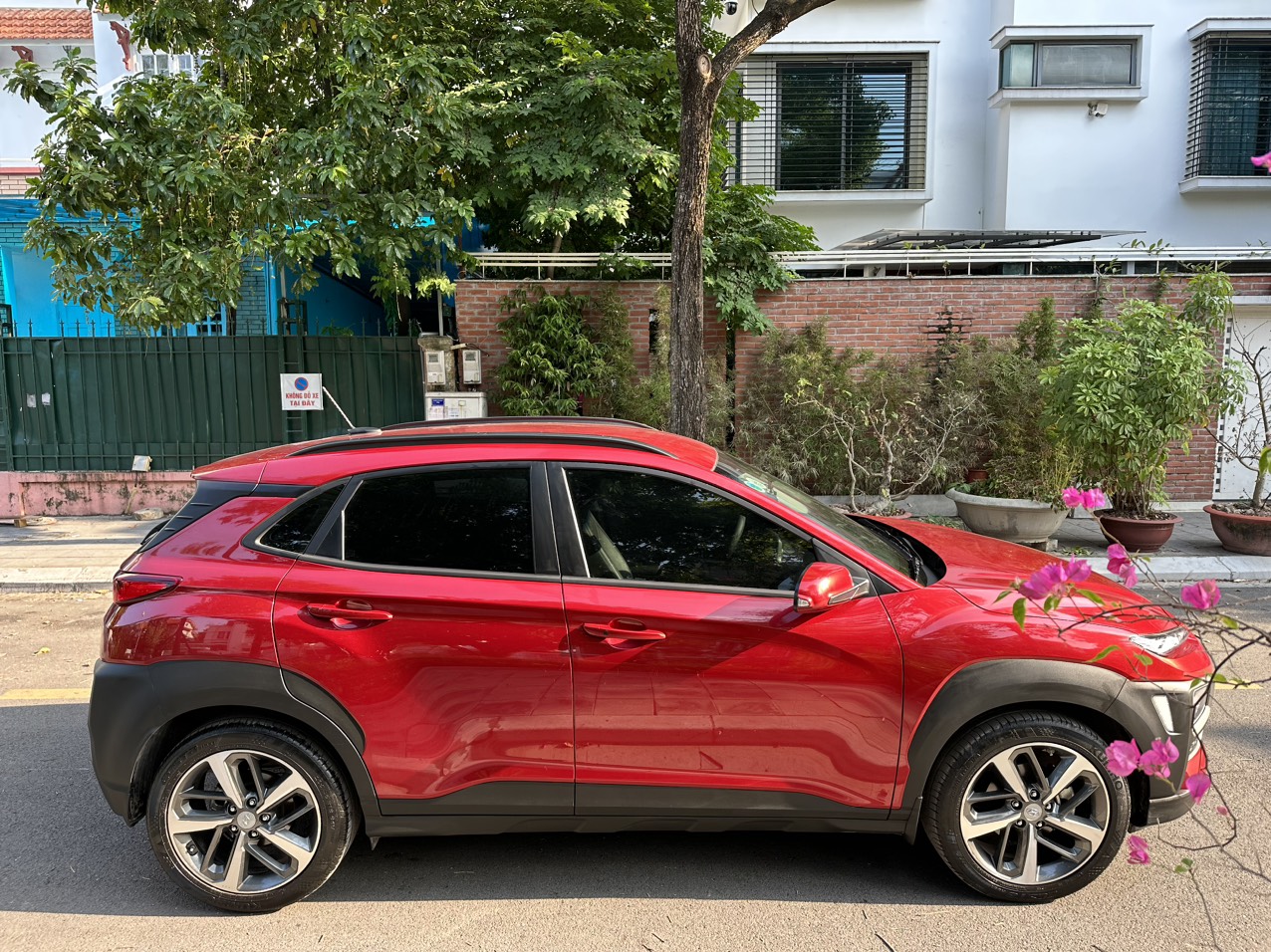 Hyundai Kona 2.0ATH 2021 màu đỏ (đã bán)