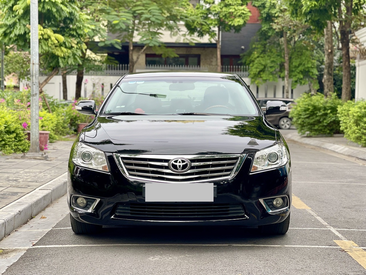 Toyota Camry V6-3.5Q 2011 màu đen (đã bán)