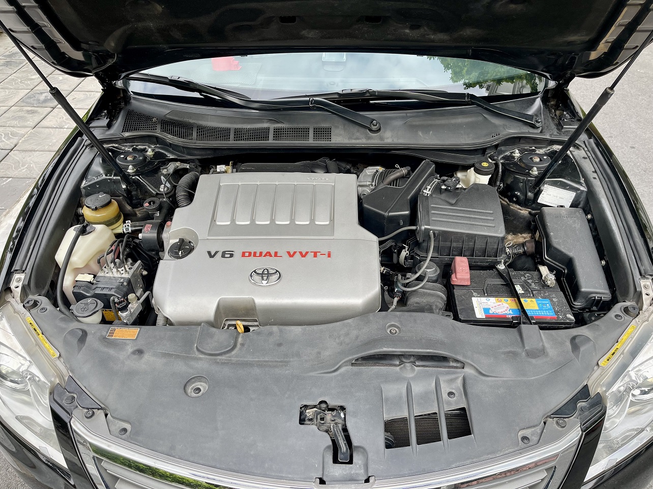 Toyota Camry V6-3.5Q 2011 màu đen (đã bán)