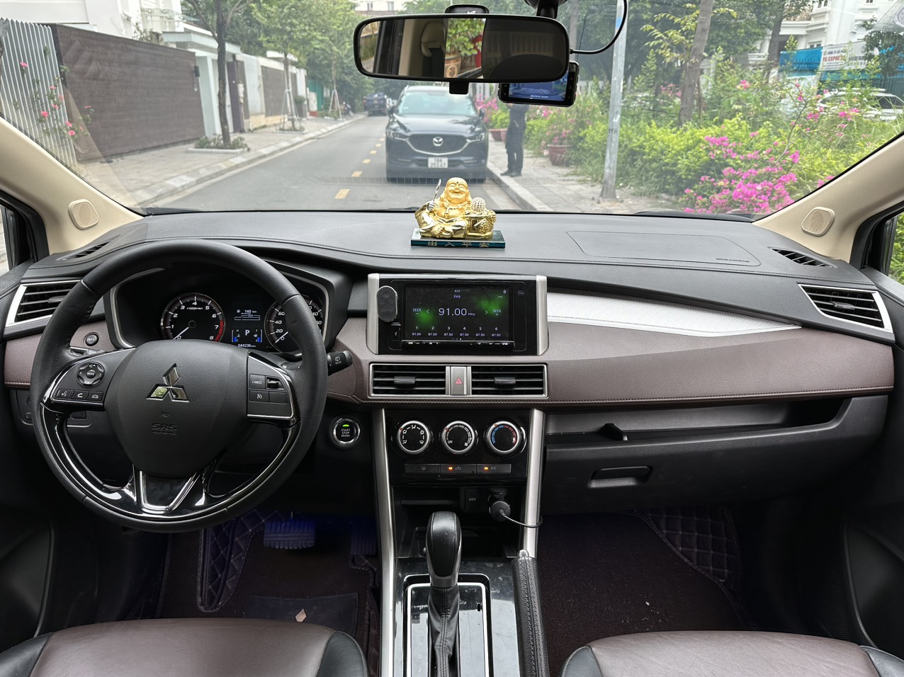 Mitsubishi Xpander Cross 1.5 AT 2020 bản full màu đen  (Đã bán)