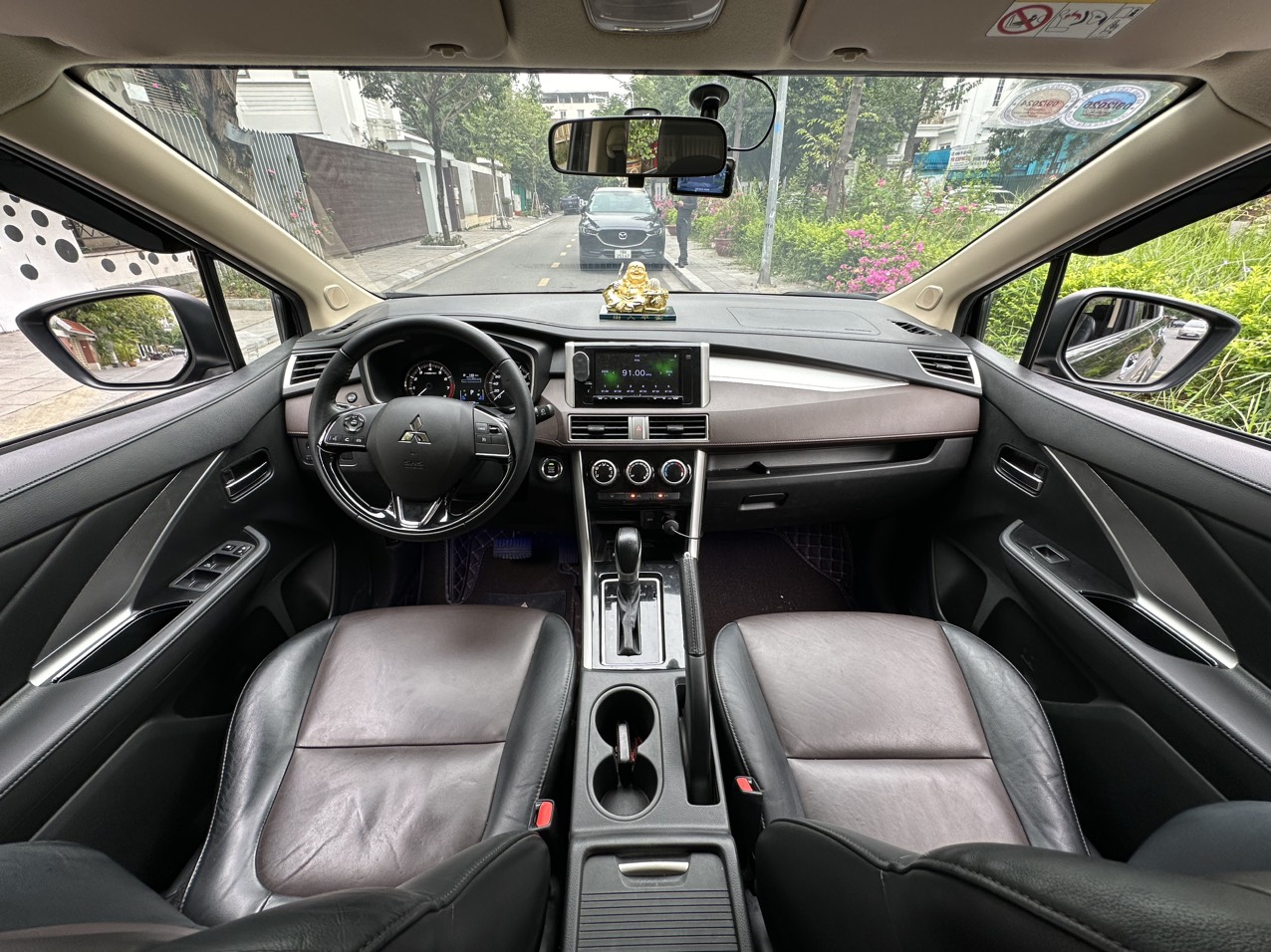 Mitsubishi Xpander Cross 1.5 AT 2020 bản full màu đen  (Đã bán)
