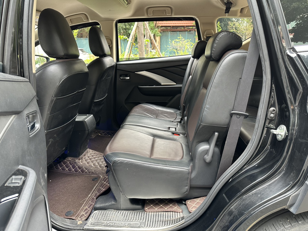 Mitsubishi Xpander Cross 1.5 AT 2020 bản full màu đen  (Đã bán)