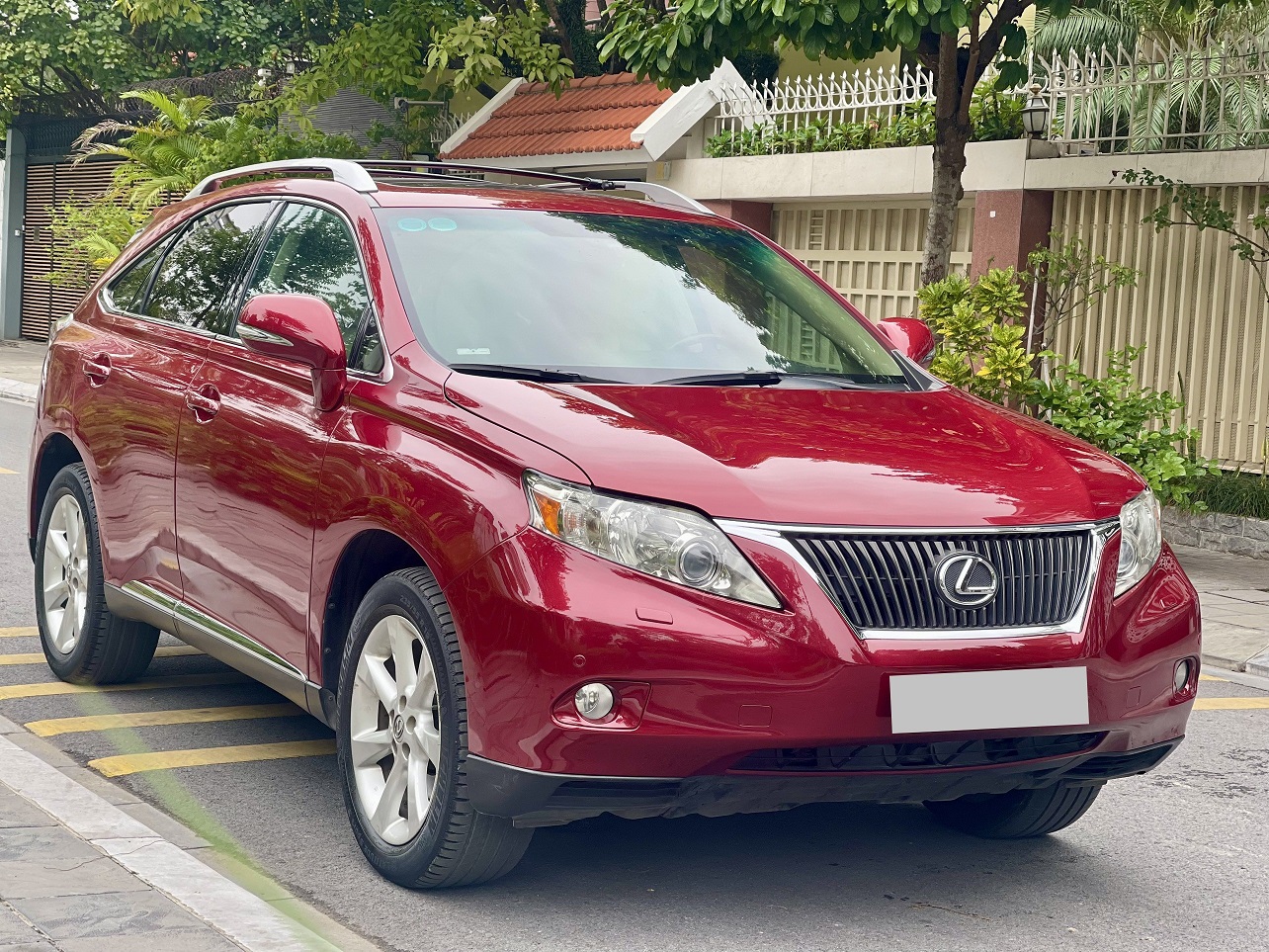 Lexus RX350 2009 ĐKLĐ T5/2010 nhập Nhật màu đỏ (Đã bán)