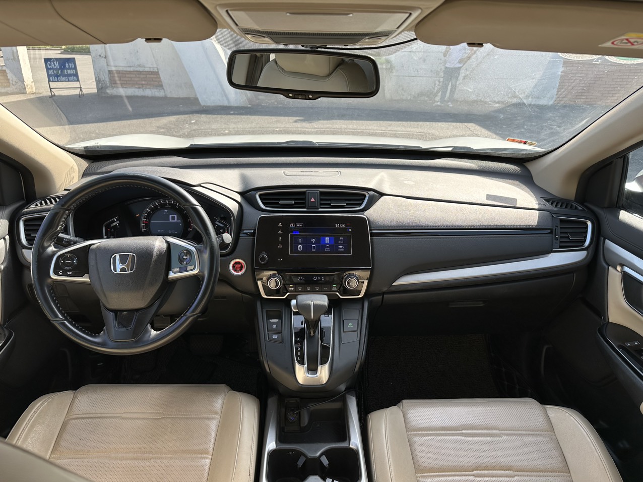 Honda CRV E sản xuất 2019 ĐKLĐ 2020 màu trắng (đã bán)