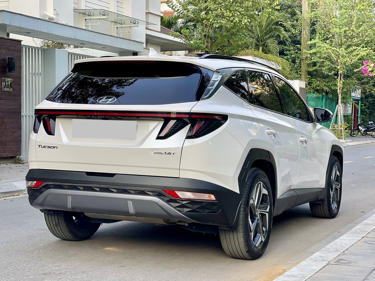 Hyundai Tucson 1.6AT Turbo 2022 màu trắng (Đã bán)