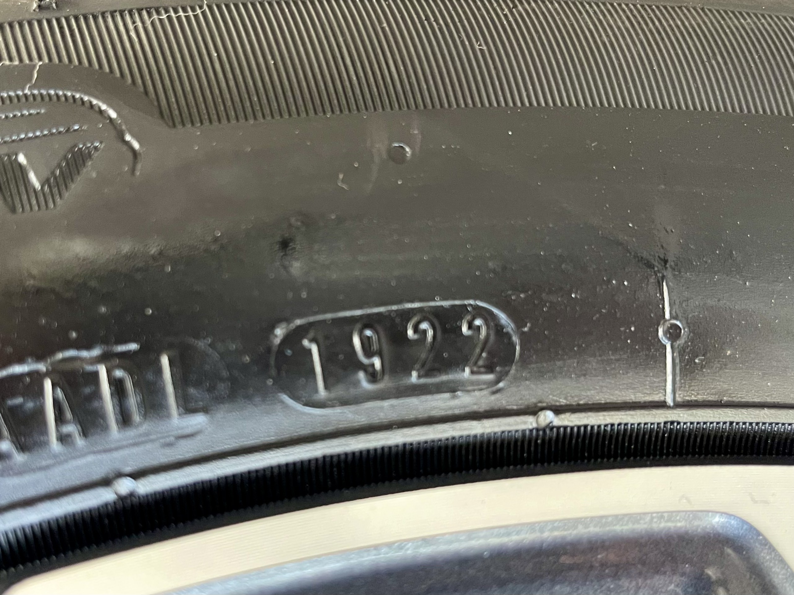 Hyundai Tucson 1.6AT Turbo 2022 màu trắng (Đã bán)