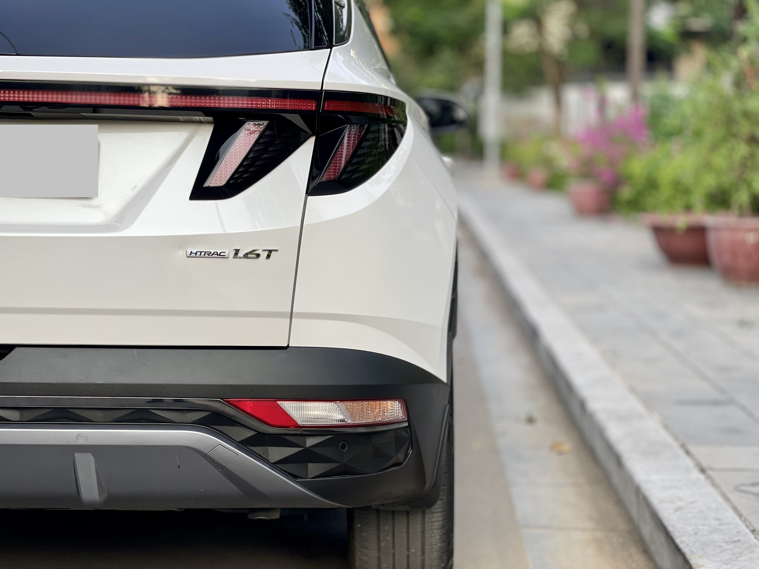 Hyundai Tucson 1.6AT Turbo 2022 màu trắng (Đã bán)