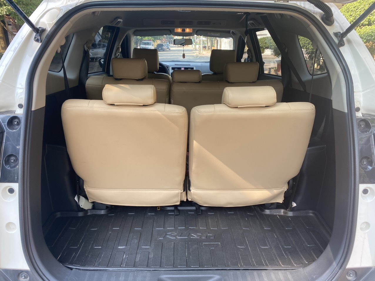 Toyota Rush S 1.5AT 2020 màu trắng (đã bán)