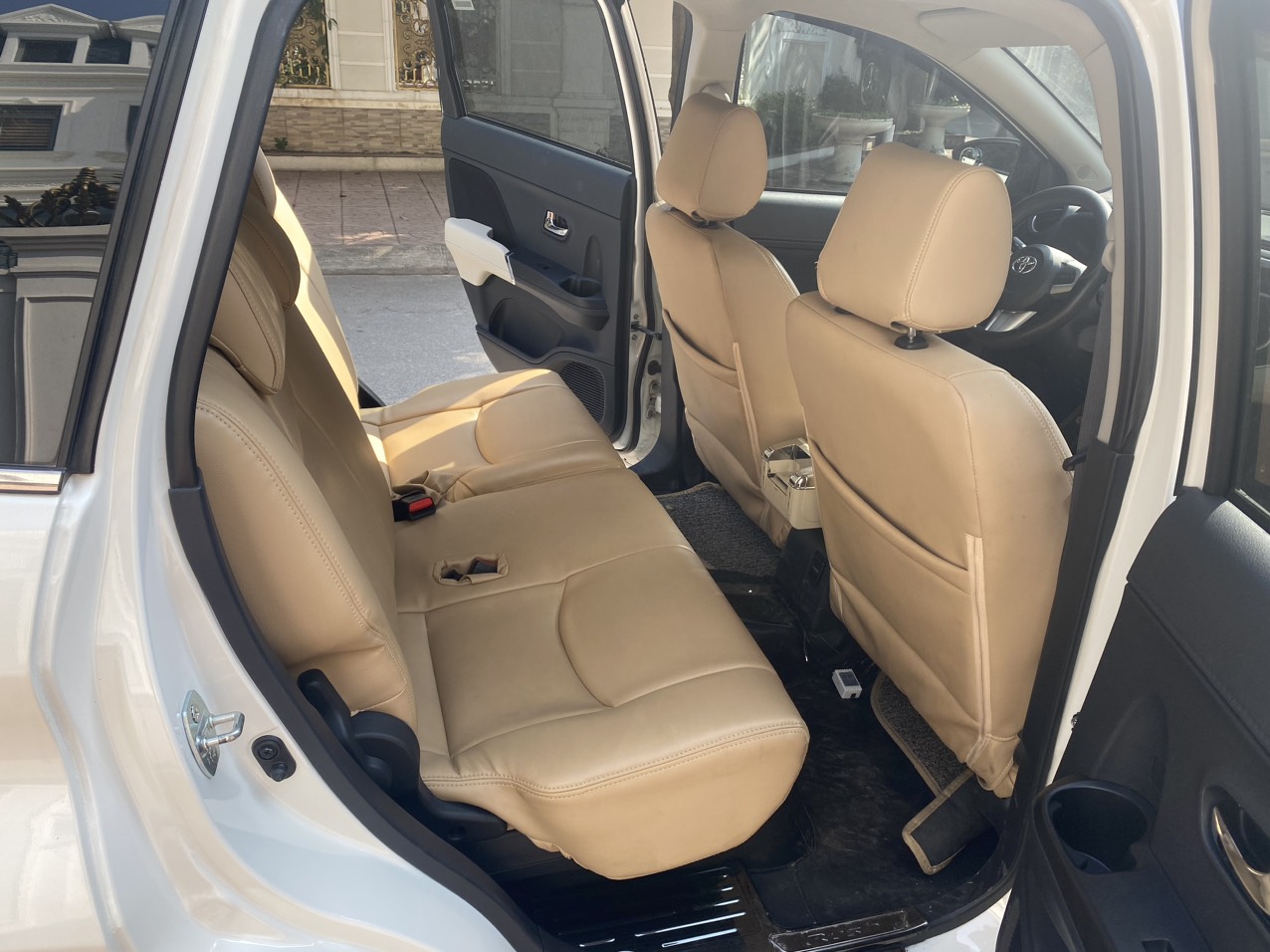 Toyota Rush S 1.5AT 2020 màu trắng (đã bán)