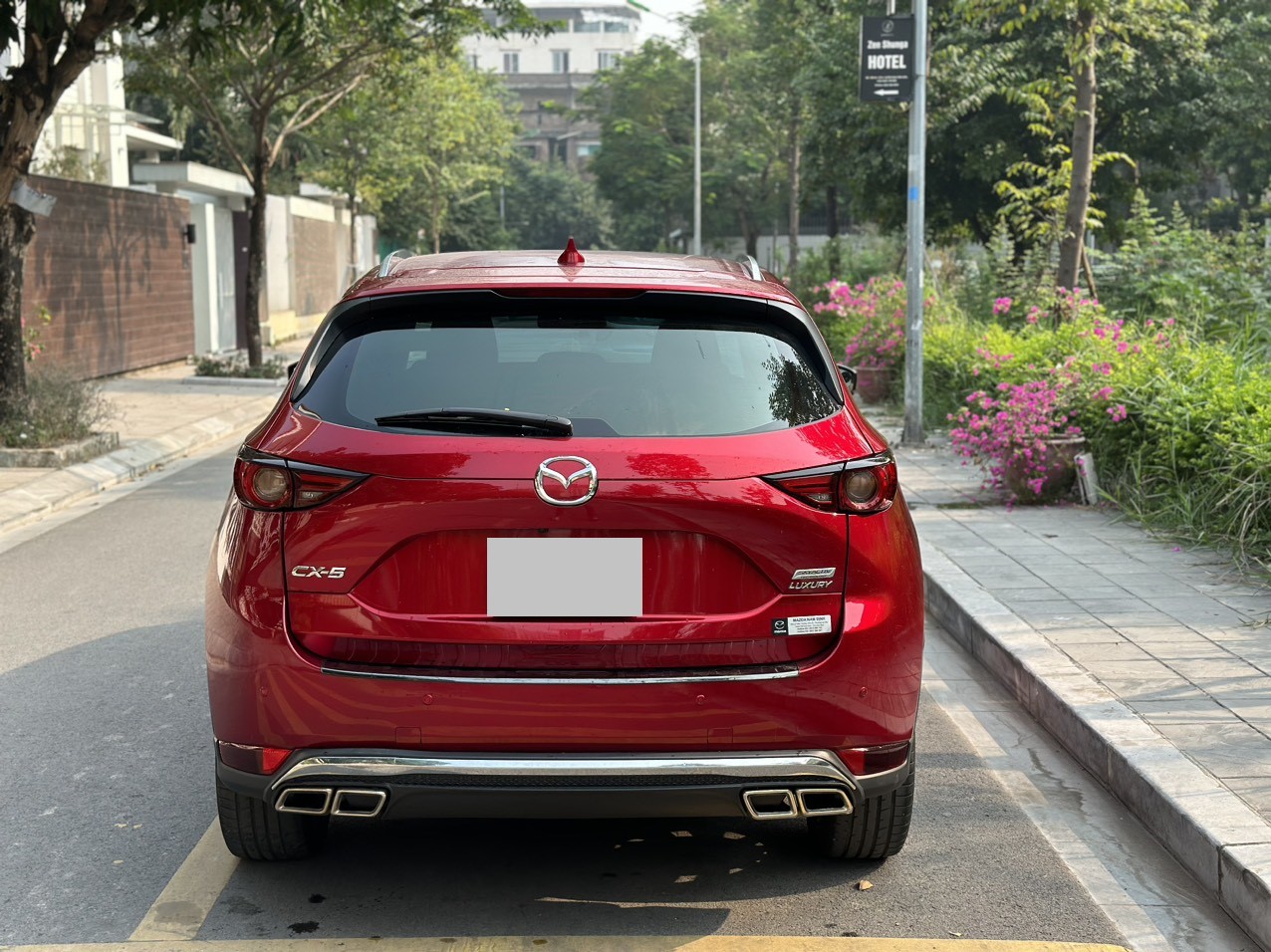Mazda CX5 2.0 Luxury 2022 màu đỏ pha lê (Đã bán)