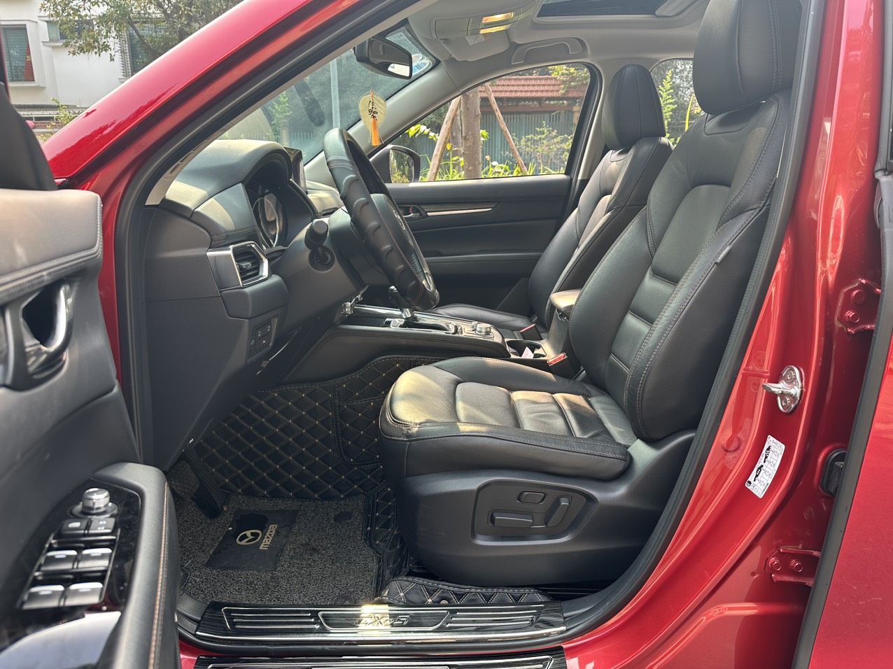 Mazda CX5 2.0 Luxury 2022 màu đỏ pha lê (Đã bán)