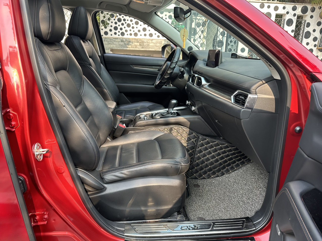 Mazda CX5 2.0 Luxury 2022 màu đỏ pha lê (Đã bán)