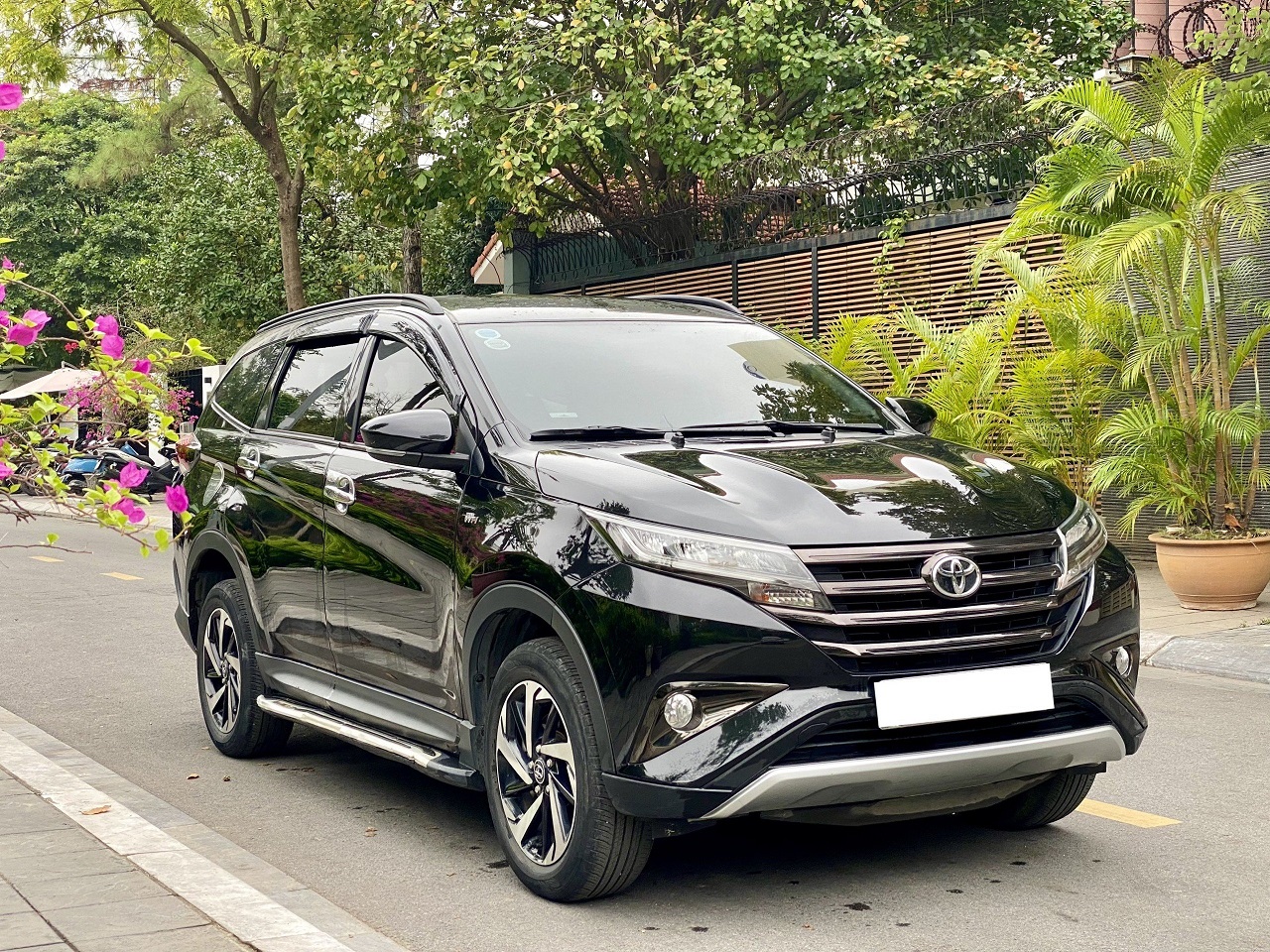 Toyota Rush S 1.5AT 2020 màu đen (Đã bán)