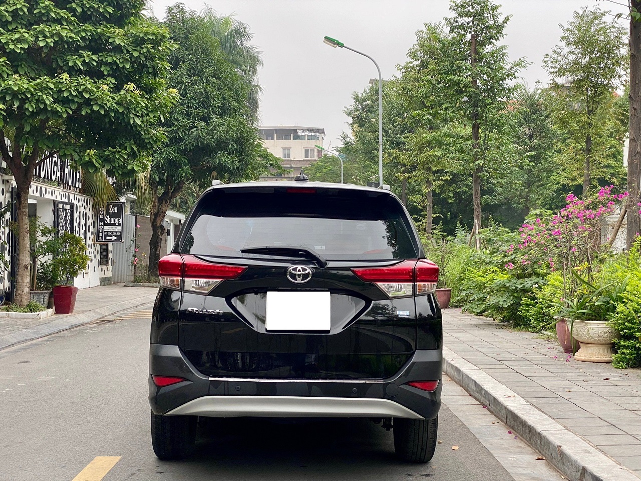 Toyota Rush S 1.5AT 2020 màu đen (Đã bán)