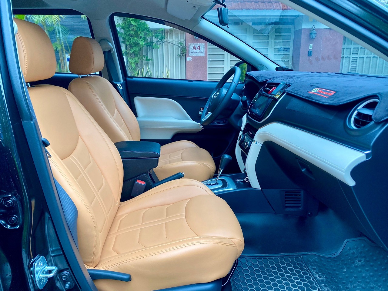 Toyota Rush S 1.5AT 2020 màu đen (Đã bán)