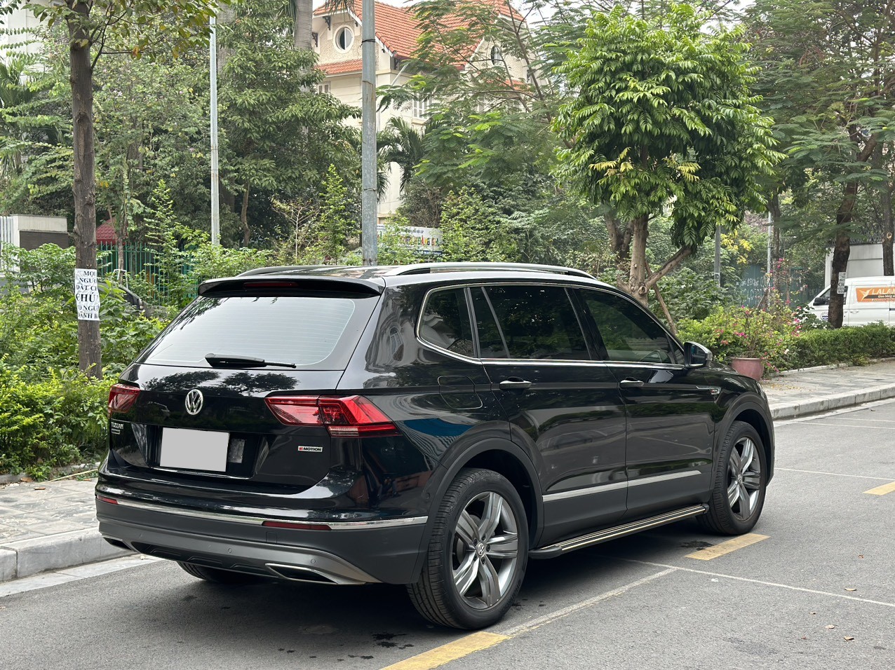 Volkswagen Tiguan Allspace Luxury 2.0 TSI model 2020 (đã bán)