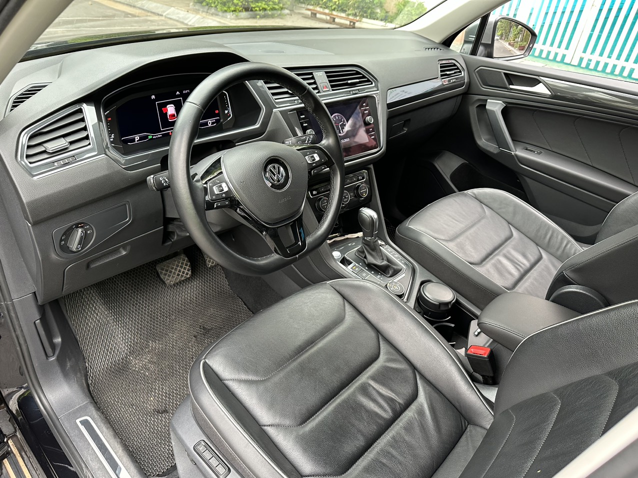 Volkswagen Tiguan Allspace Luxury 2.0 TSI model 2020 (đã bán)