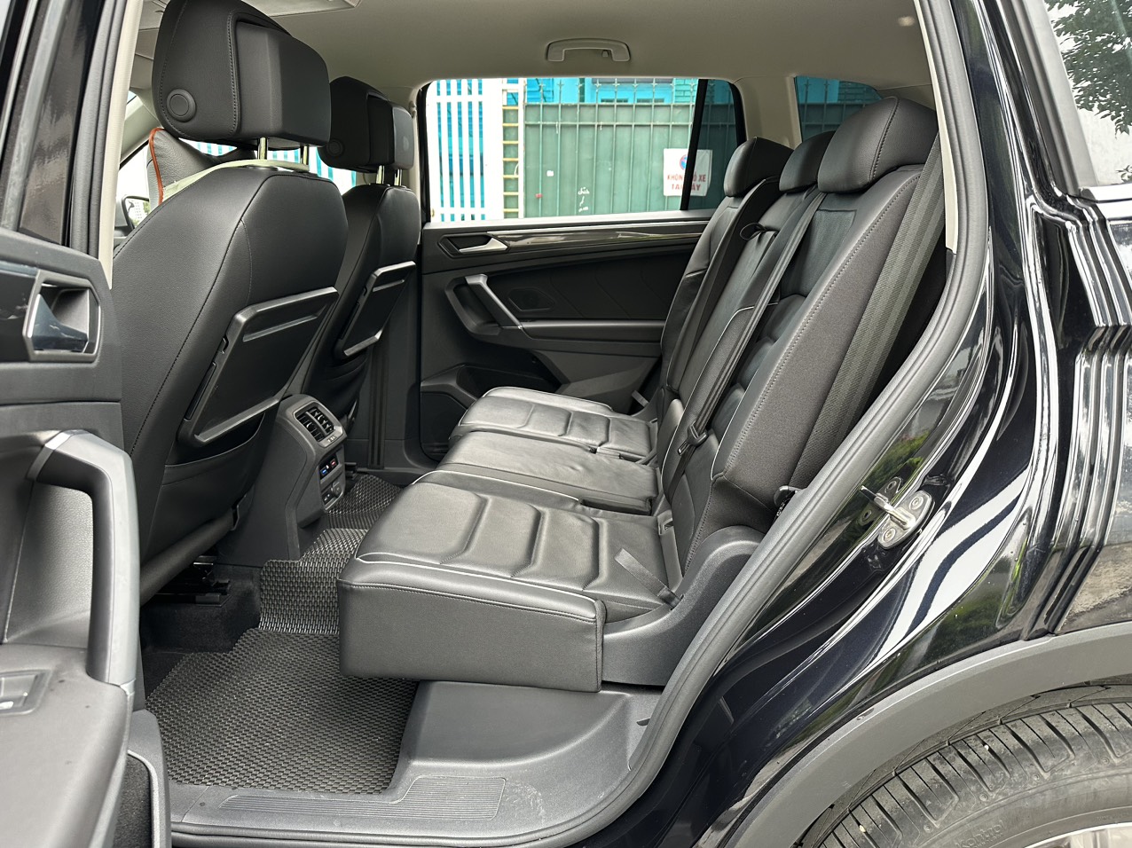 Volkswagen Tiguan Allspace Luxury 2.0 TSI model 2020 (đã bán)