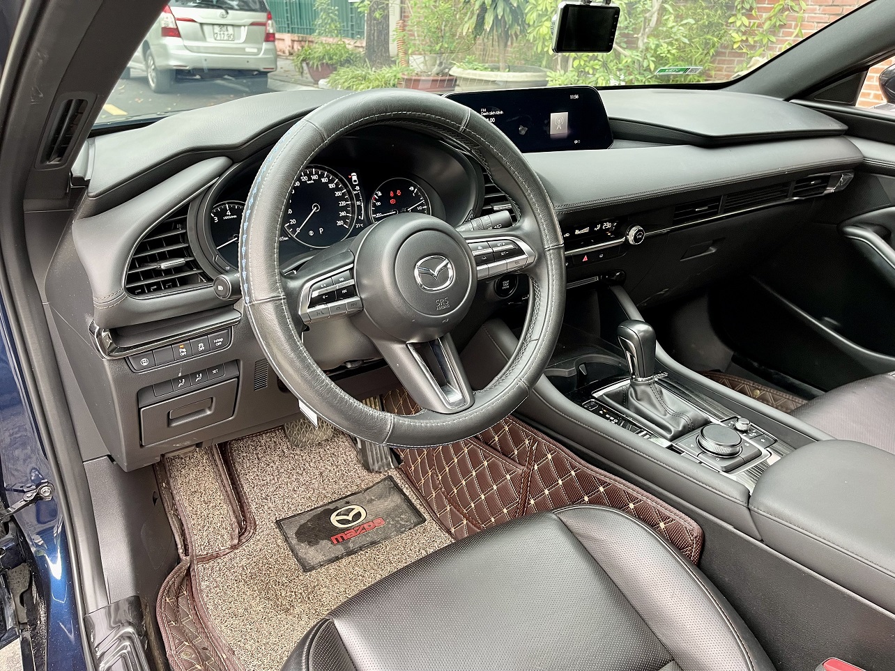 Mazda 3 hatchback 1.5 Premium 2022 màu xanh (đã bán)