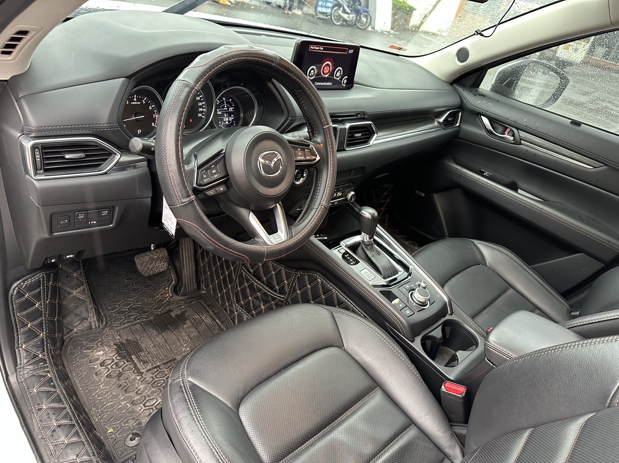 Mazda CX5 2.0 Luxury 2022 màu trắng (Đã bán)