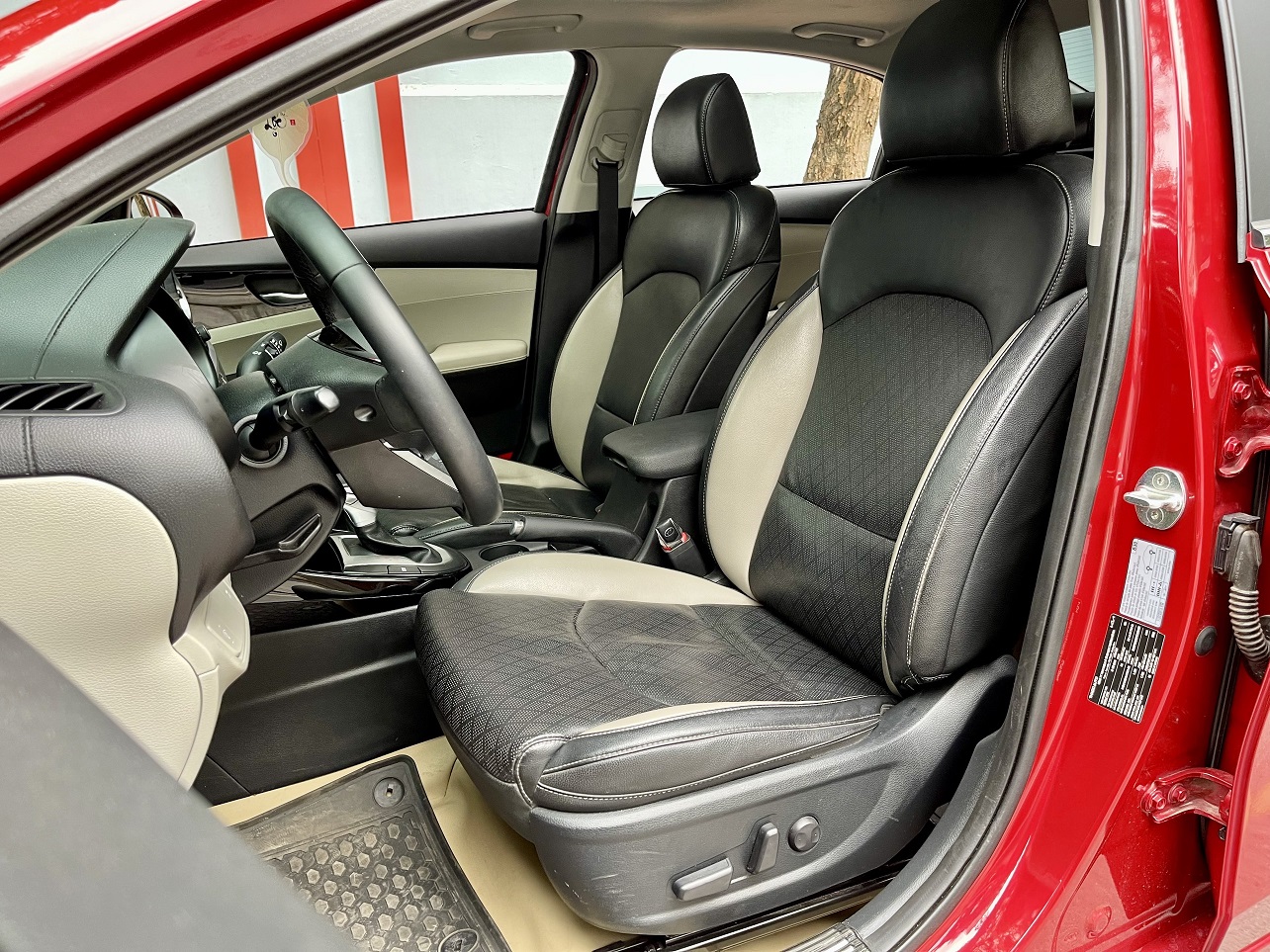 ​​​​​​​KIA K3 LUXURY 1.6AT 2022 (đã bán)