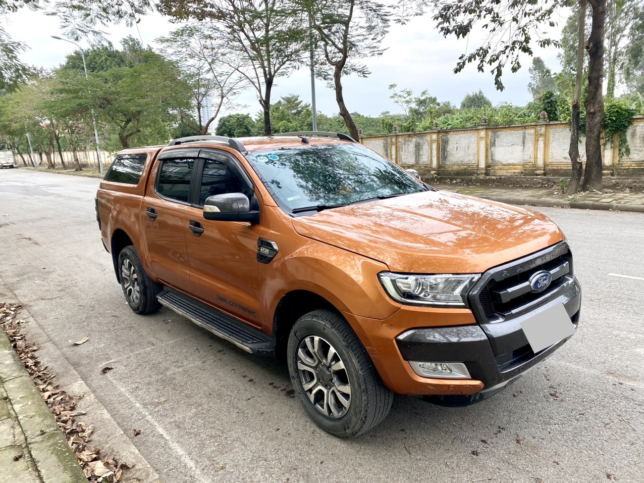 Ford Ranger Wildtrak 3.2L 4x4 AT Sync 3 2016 màu cam (đã bán)