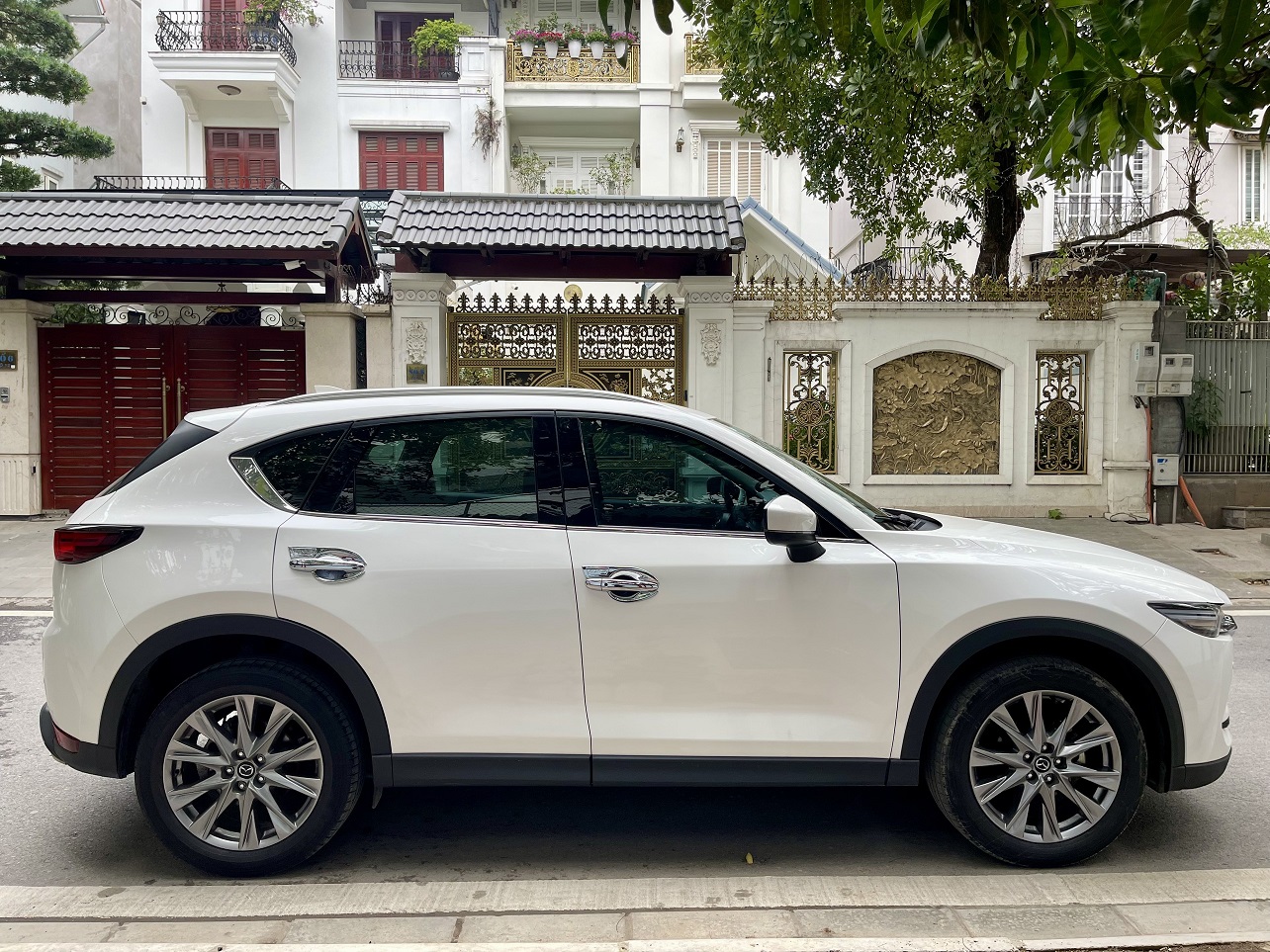 Mazda CX5 2.0 Luxury 2021 màu trắng (Đã bán)