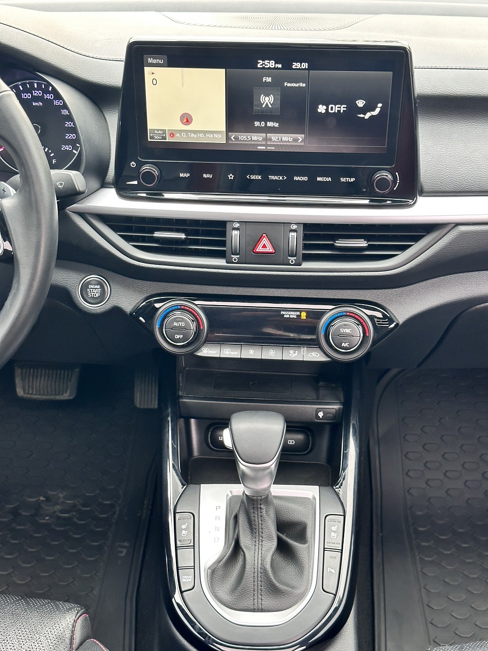 Kia K3 Premium 2.0 AT 2022 màu xám (đã bán)